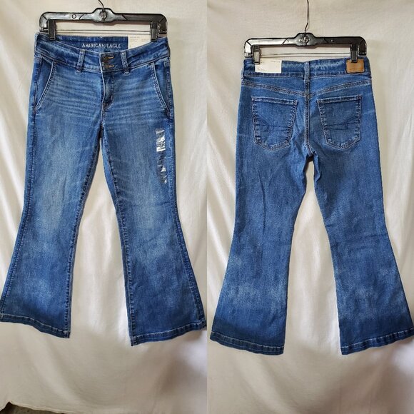 NWT American Eagle Super Low Rise Flare Jeans for Women Size 6 Short - Picture 1 of 7